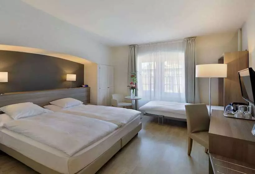 Отель De La Rose