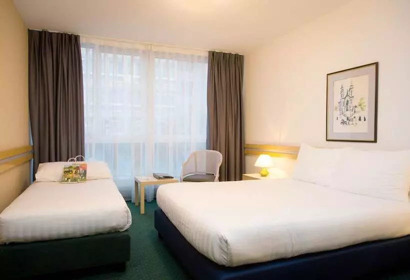 هتل Drake Longchamp