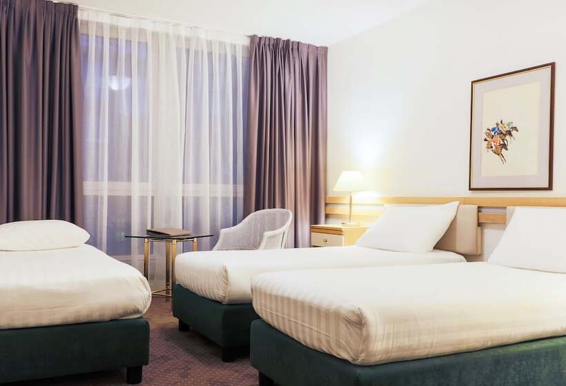 هتل Drake Longchamp