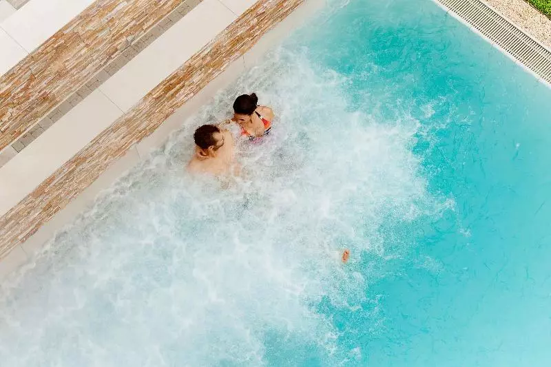 Отель Eden Spiez