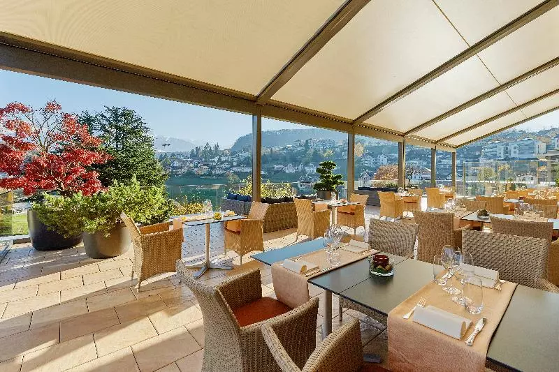 Отель Eden Spiez