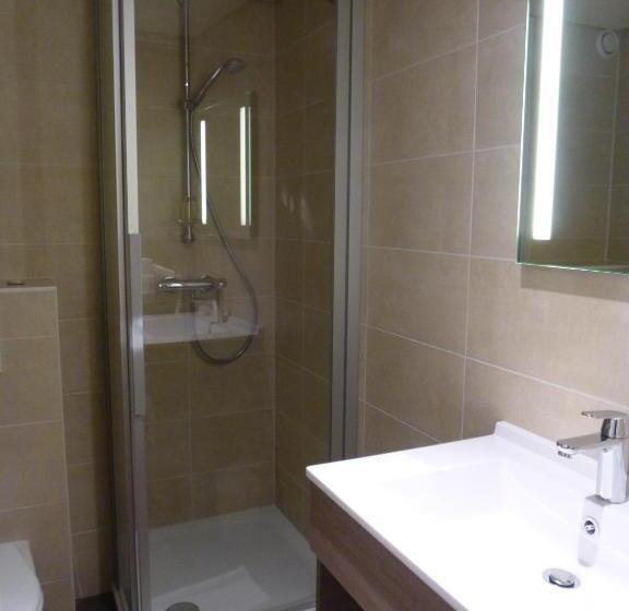 هتل Hôtel Des Alpes