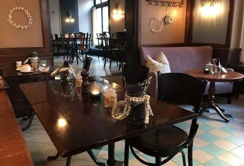 Отель Montana Zurich