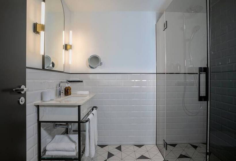 Neues Schloss Privat Hotel Zurich, Autograph Collection