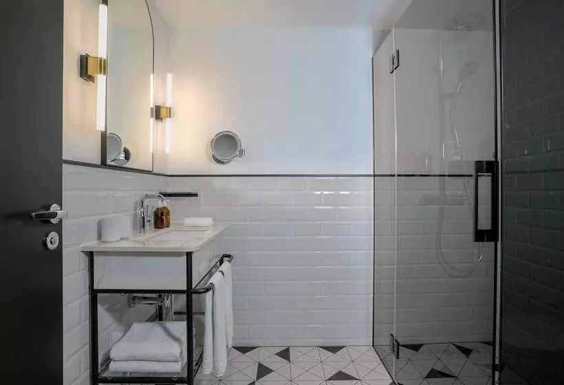 Neues Schloss Privat Hotel Zurich, Autograph Collection