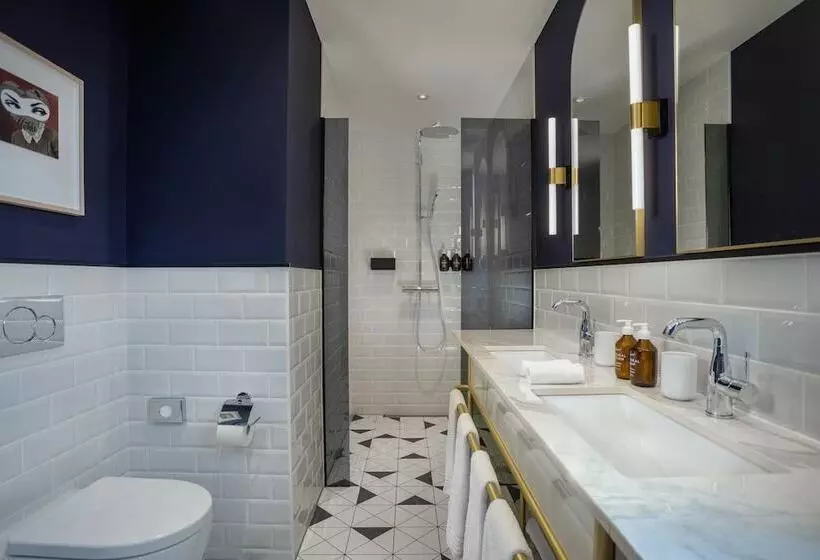 Neues Schloss Privat Hotel Zurich, Autograph Collection