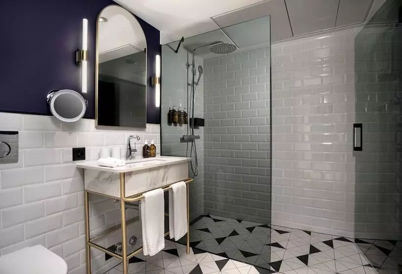 Neues Schloss Privat Hotel Zurich, Autograph Collection