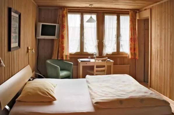 Отель Saanerhof