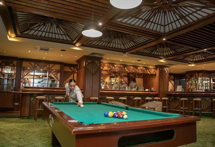 هتل Tiama Abidjan