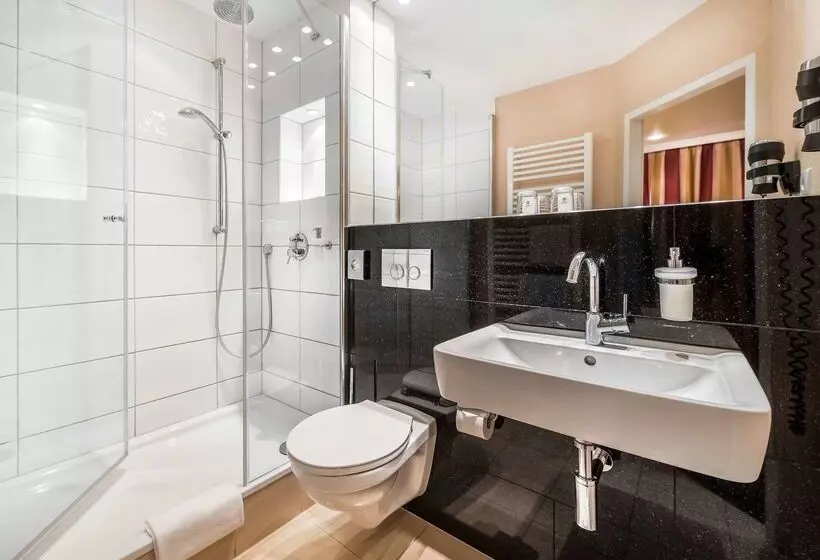 Best Western Raphael Hotel Altona