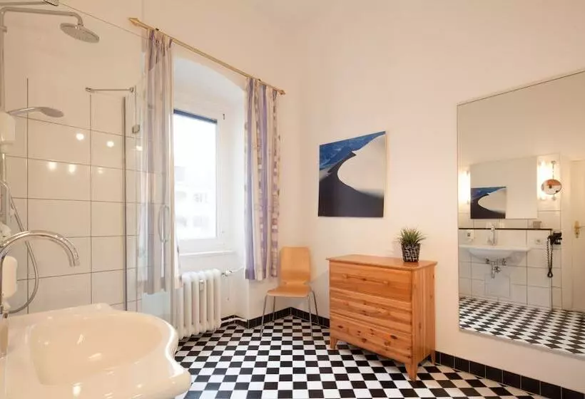 هتل Brandies An Der Messe