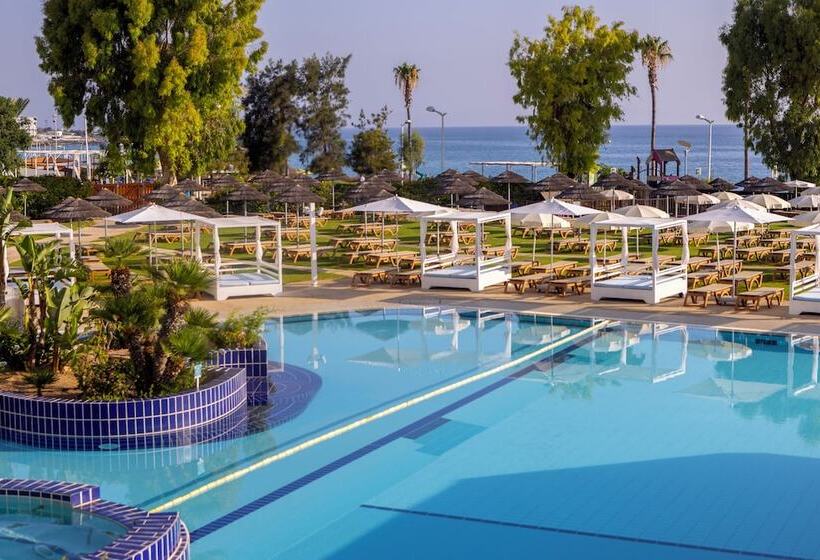 בית מלון כפרי Capo Bay