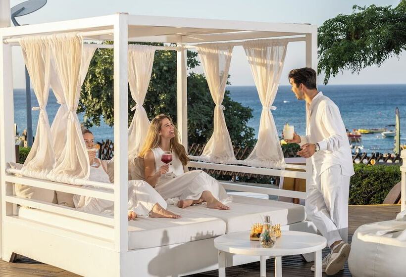 בית מלון כפרי Capo Bay