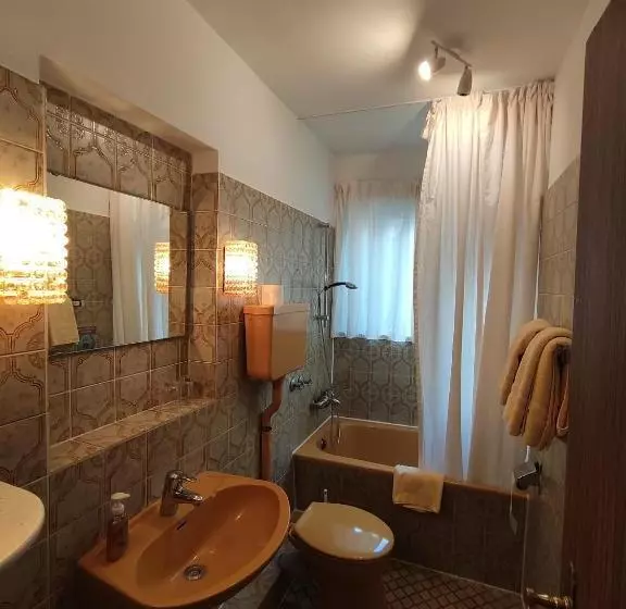 Hotelli Condi