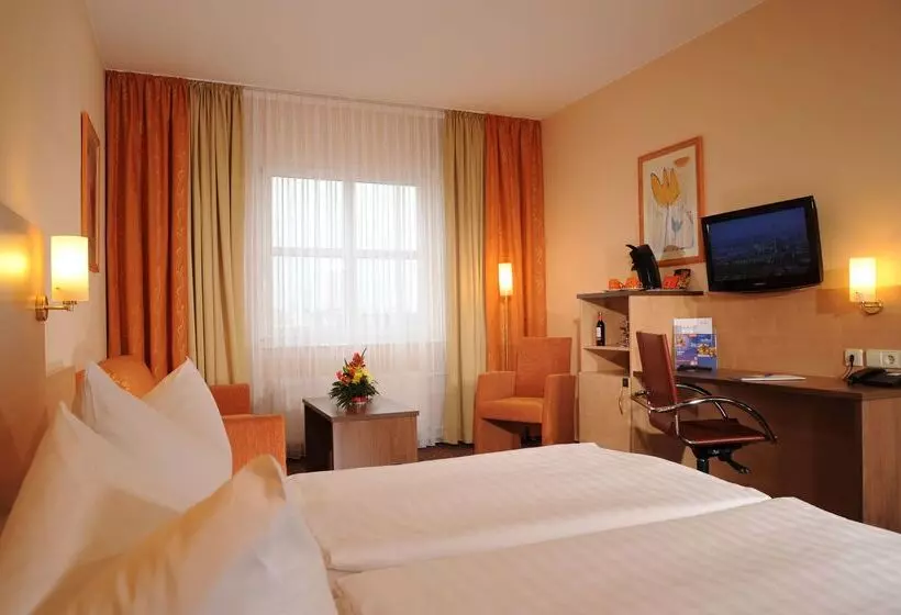 هتل Plaza Inn Berlin Charlottenburg