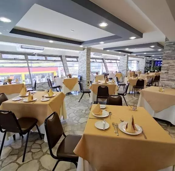 هتل Nicolás Temuco