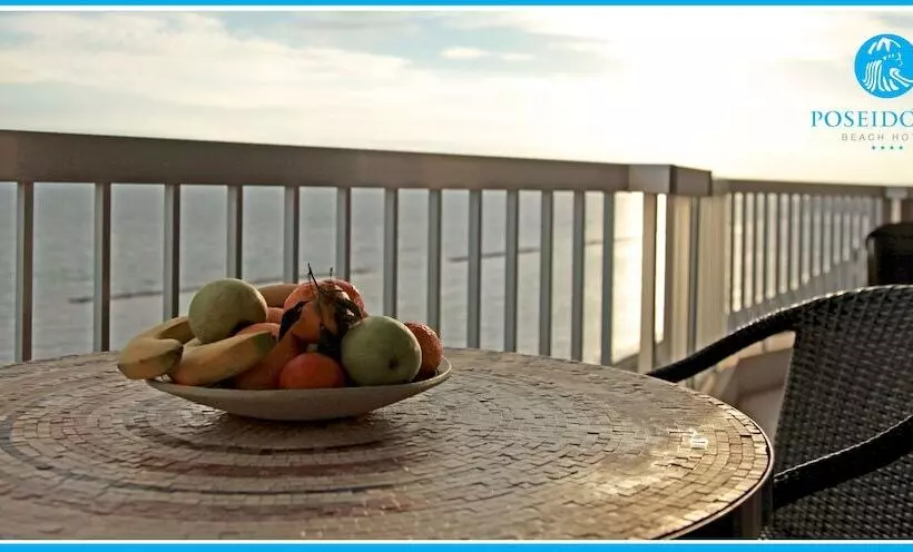 هتل Poseidonia Beach