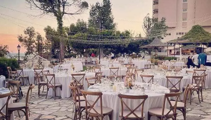 هتل Poseidonia Beach