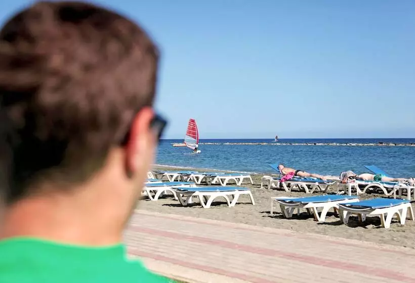 هتل Poseidonia Beach