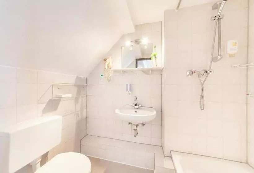 فندق Antares Düsseldorf