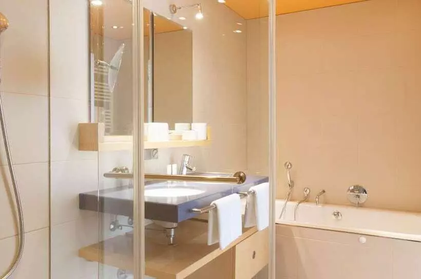 酒店 Arosa Travemunde