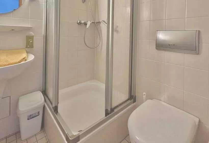 בית מלון כפרי Imperial