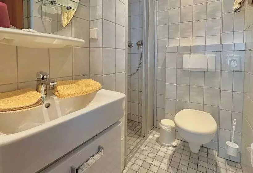 בית מלון כפרי Imperial