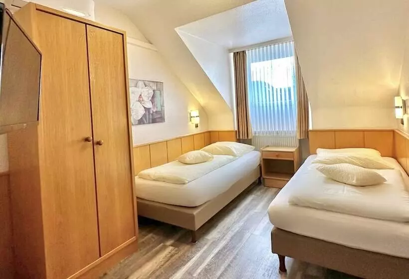 בית מלון כפרי Imperial