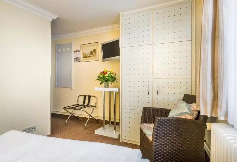 Отель Kaiserworth Goslar