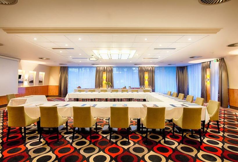 Leonardo Hotel Hannover Airport