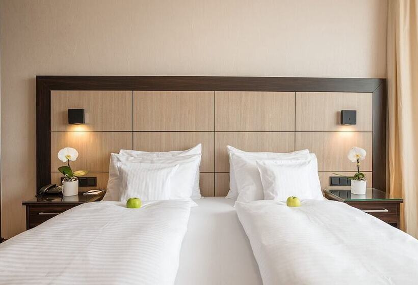 Leoso Hotel Leverkusen