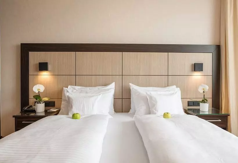 Leoso Hotel Leverkusen