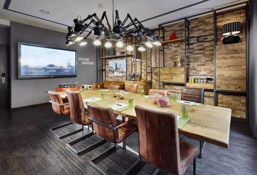 Lindner Hotel Cologne City Plaza, Part Of Jdv By Hyatt