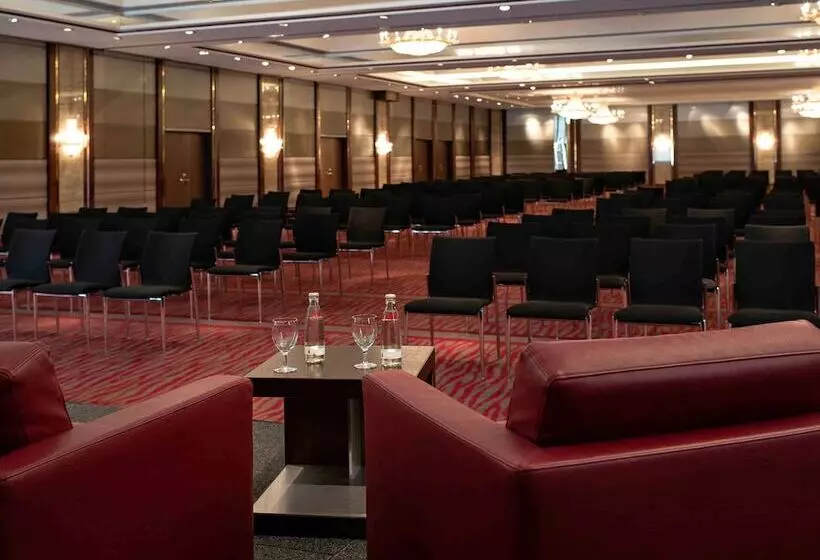 فندق Pullman Cologne