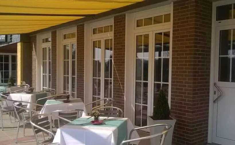 בית מלון כפרי Restaurant Zum Jägerheim