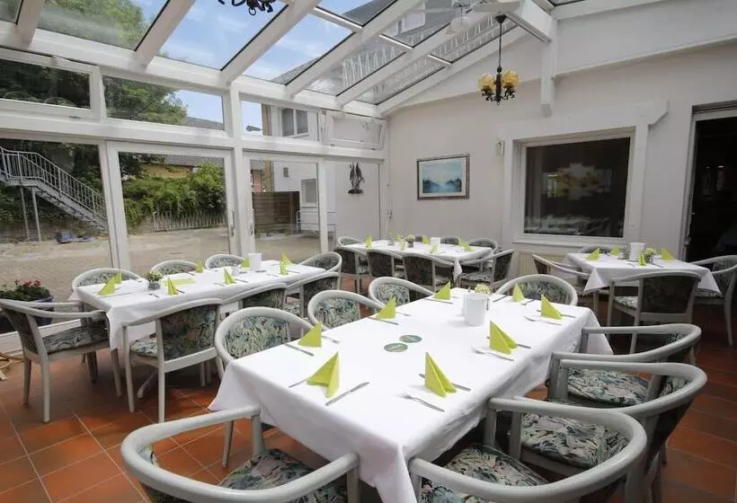 בית מלון כפרי Restaurant Zum Jägerheim