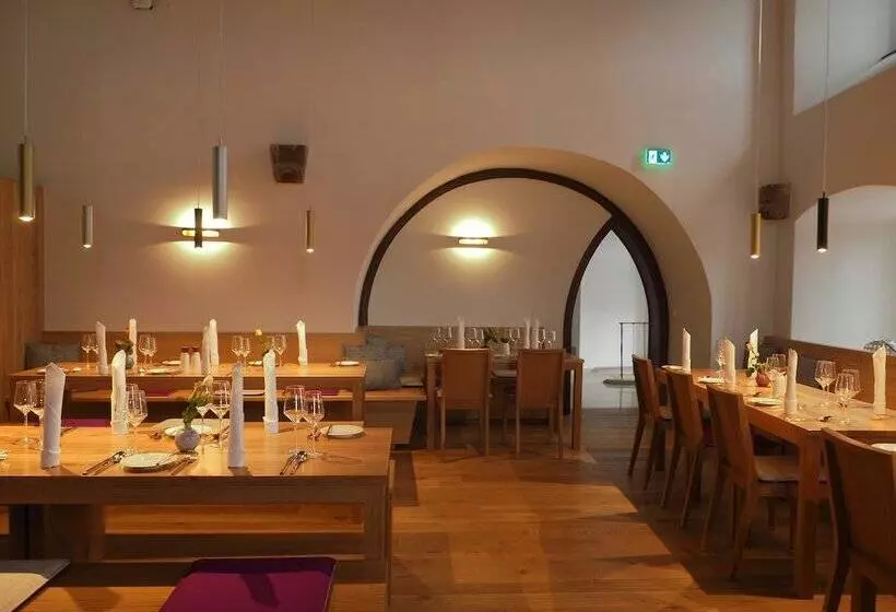 酒店 Schloss Spangenberg