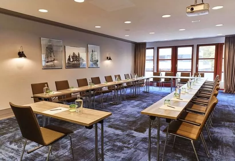 هتل Steigenberger Conti Hansa