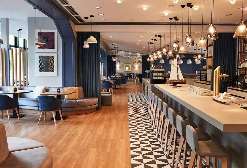 هتل Steigenberger Conti Hansa