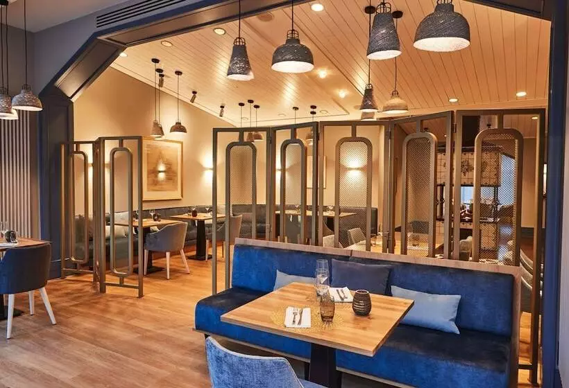 هتل Steigenberger Conti Hansa