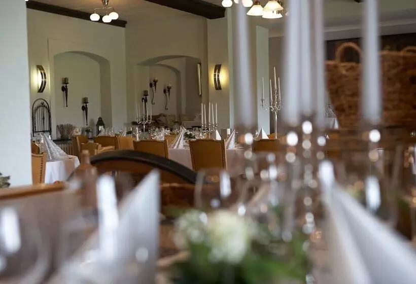 酒店 Zur Burg Sternberg