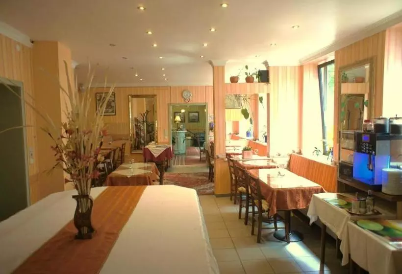 בית מלון כפרי City  Mannheim