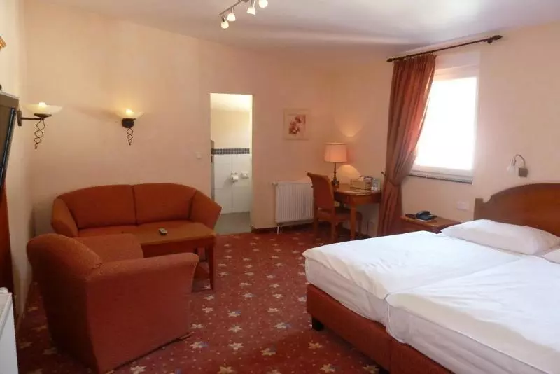 Akzent Hotel Berg S Alte Bauernschänke Wellness Und Wein