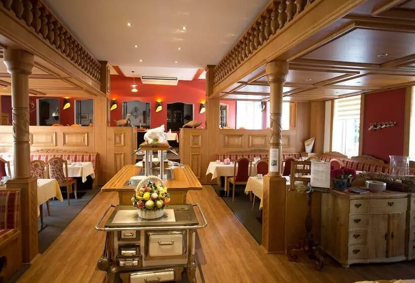 Akzent Hotel Berg S Alte Bauernschänke Wellness Und Wein