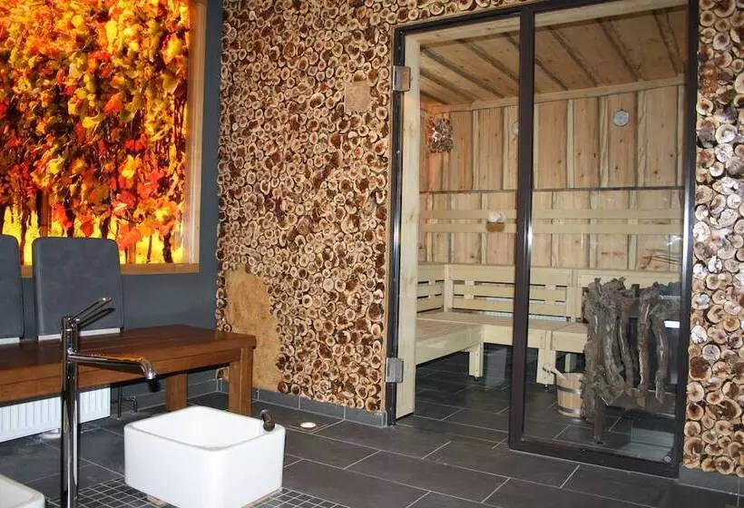 Akzent Hotel Berg S Alte Bauernschänke Wellness Und Wein