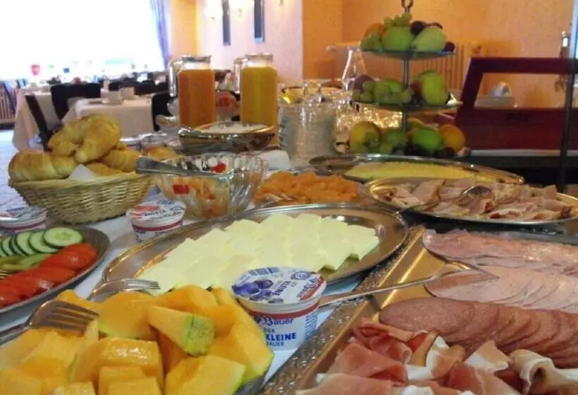 هتل Alte Thorschenke