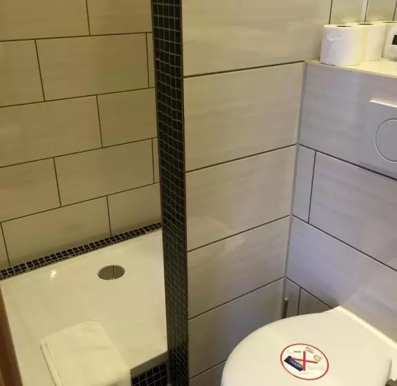 هتل Alte Thorschenke