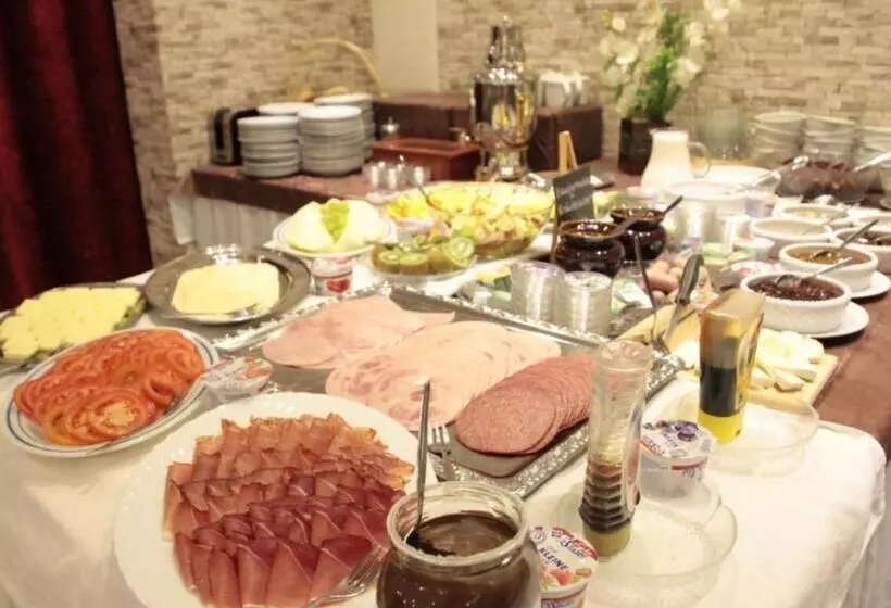 هتل Alte Thorschenke