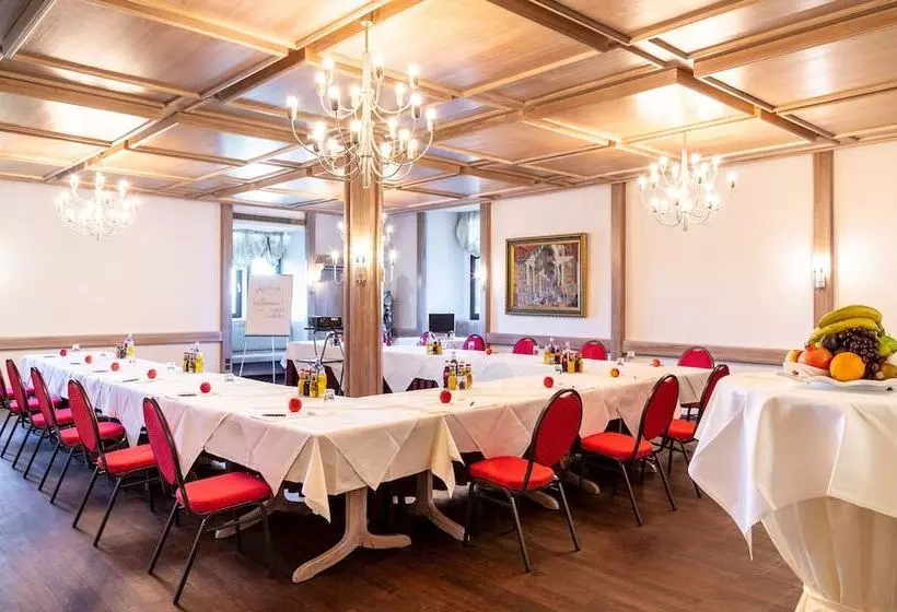 Burghotel Staufenberg