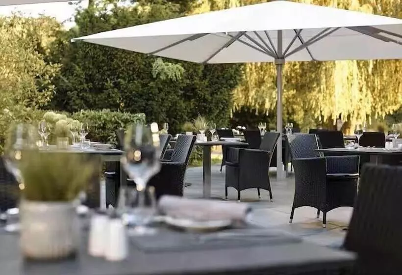 Hotelli Hilton Frankfurt Gravenbruch